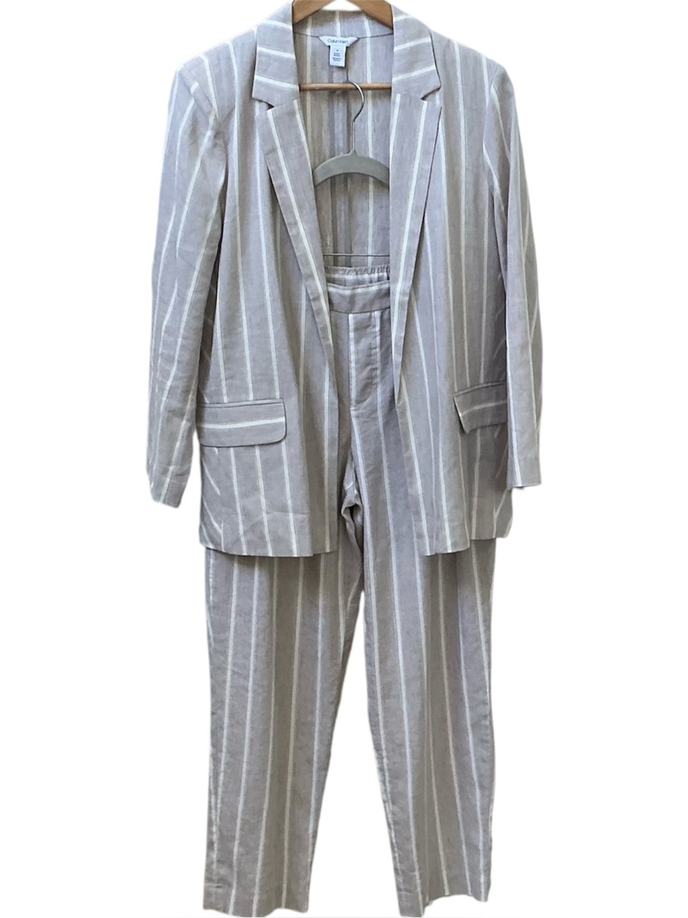 Calvin Klein linen-blend striped blazer and pants suit size 12 EUC